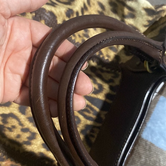 Lovely and roomy .. ( box 1) - Picture 5 of 8